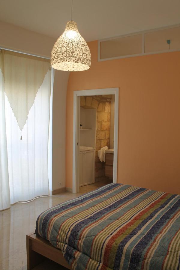 B&B Piazza Garibaldi Santeramo in Colle Exterior photo